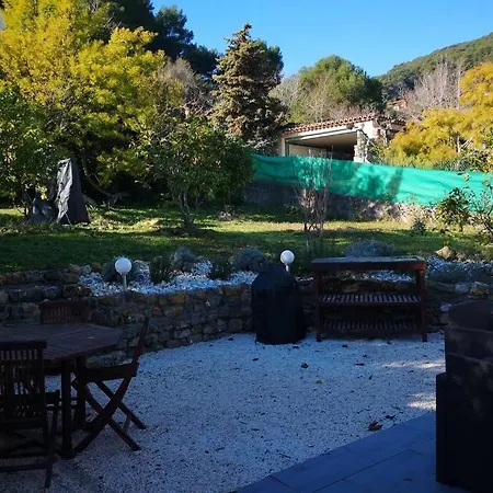 Jolie Petite Maison De Charme Dans Quartier Boise Vallauris Exterior foto