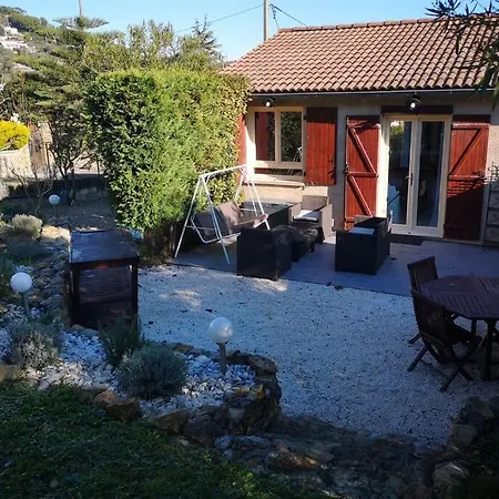 Jolie Petite Maison De Charme Dans Quartier Boise Vallauris Exterior foto