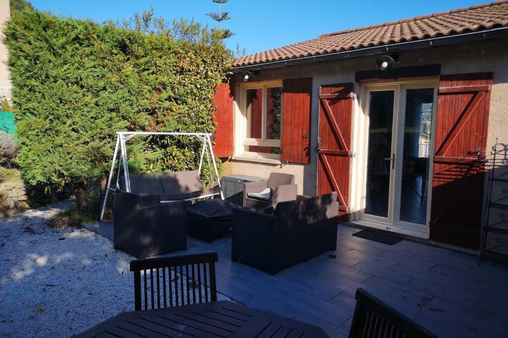 Jolie Petite Maison De Charme Dans Quartier Boisé * Vallauris